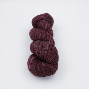 Merlin, Laine mérinos et nylon. Bourgogne. coloris: Cerise noire