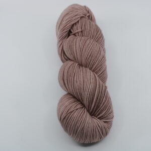 Laine Fibrani, Base: Dame du lac,- sport 100 % mérinos, beige-rosé Coloris: Chanel