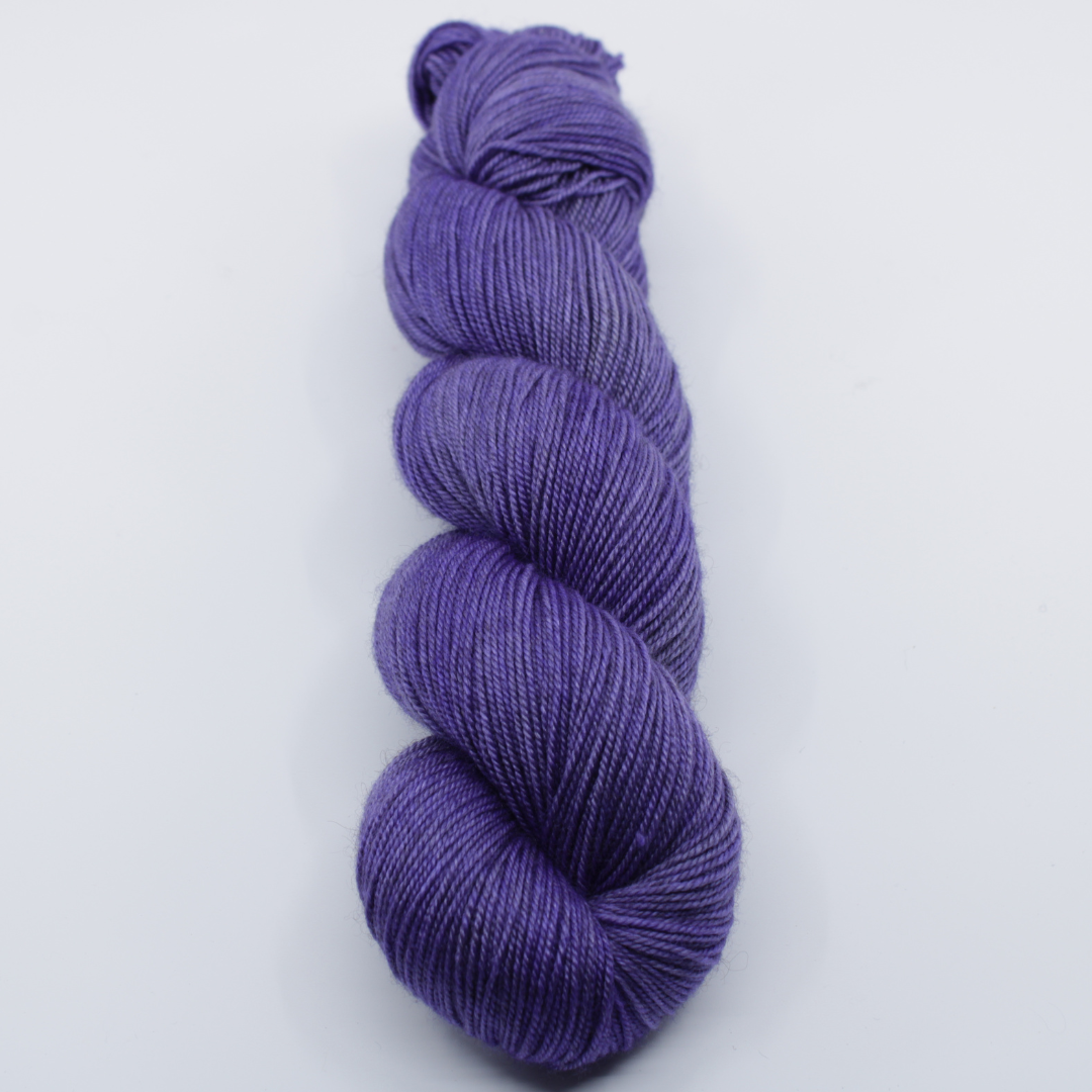 Tibétaine base 65% mérinos-20% soie et 15% yak de Laines Fibrani, coloris Louisa