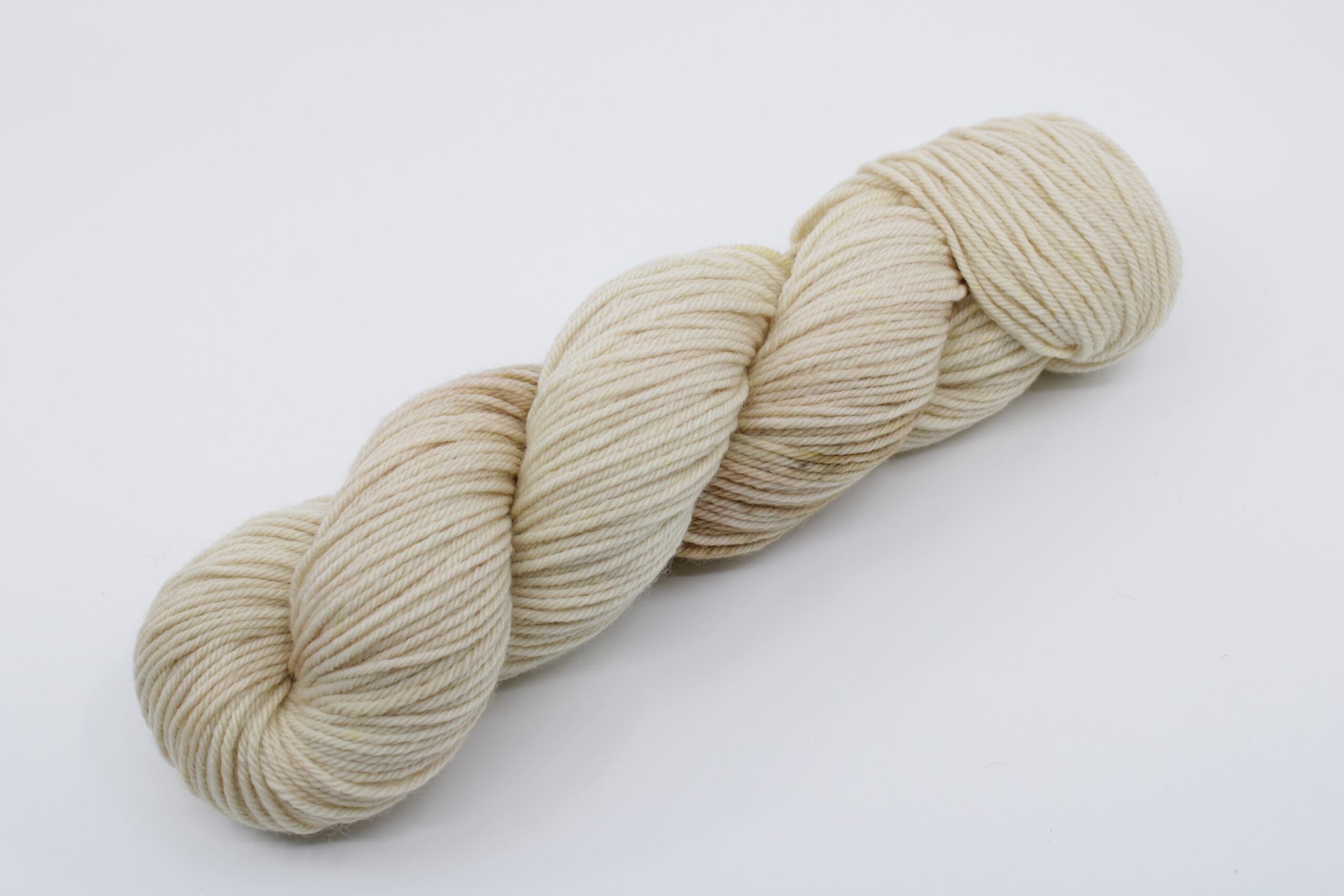 Kit de tricot - Châle Sophie par PetiteKnit – Image 4